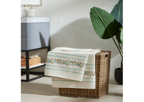 Shop Luxury Handloom Bath Towels | Swadesh Online