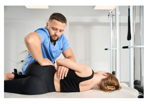 Effective Spinal Stenosis Treatment in Atlanta – Non-Surgical Relief