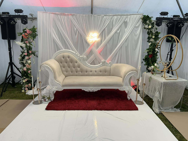 Hire Furniture For Events – Hassle-Free Delivery And Setup