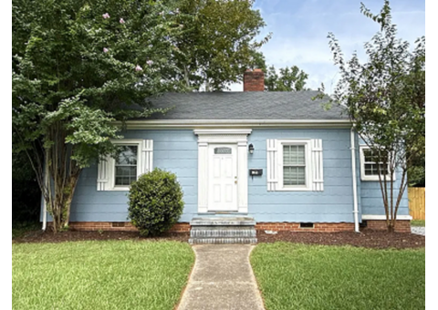 2bed 1bath house available in 3017 Hudson St, Charlotte RENT $1000