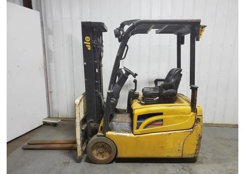 yale 3 wheel electric forklift