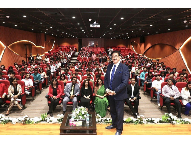 Dr. Sandeep Marwah Inspires Students at AAFT Orientation 2025