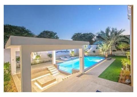 Transform Backyard Oasis Top Swimming Pool Design Company