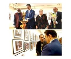 Sandeep Marwah Inaugurated Photography Exhibition at AIFACS