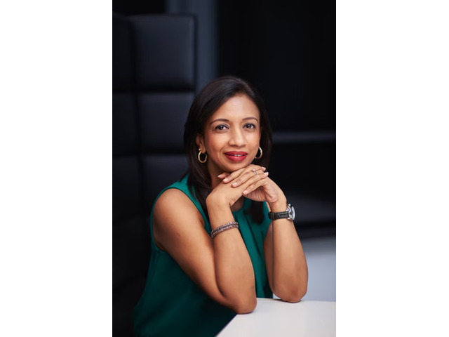 Corporate Portraits Photography Singapore | Professional Headshots