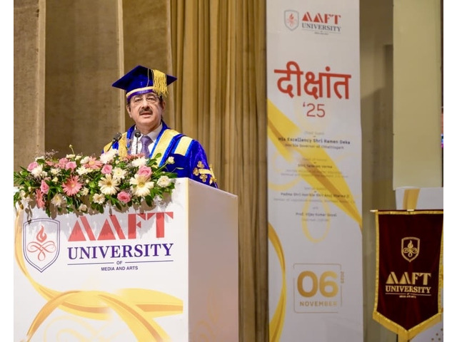 Dr. Prof. Sandeep Marwah Inspires Graduates at AAFT University
