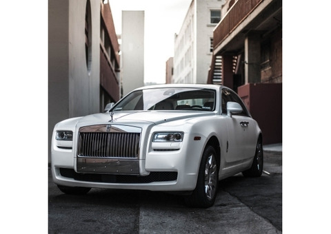 Experience Timeless Luxury with Antique Rolls Royce at Rev Exotics