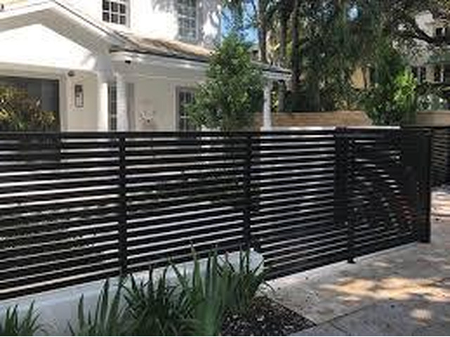Fence Contractors In Miami