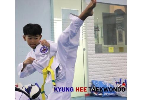 TKD students learn step by step fighting techniques n kicking guides