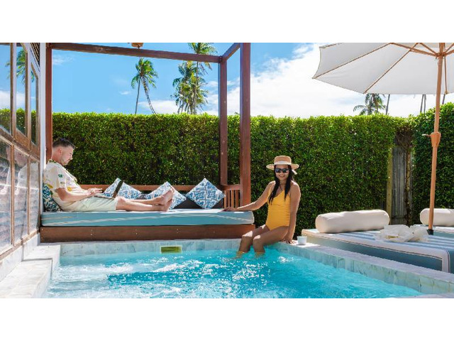 Arizona Plaza Poolside Cabana Experience Guide