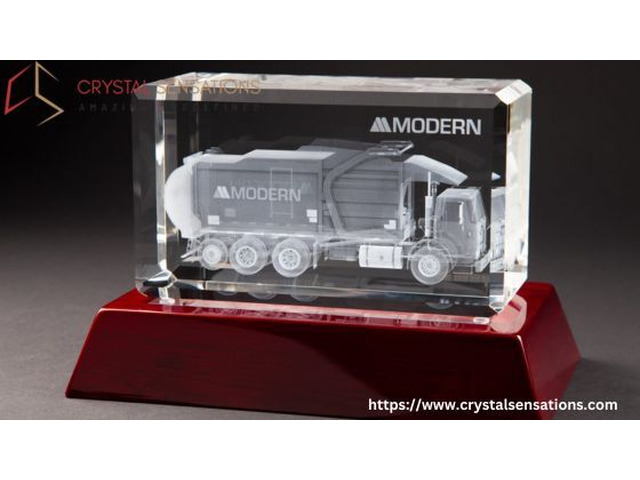 Luxury Crystal Awards with Engraving for Business Honors