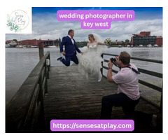 Professional wedding photographer in key west
