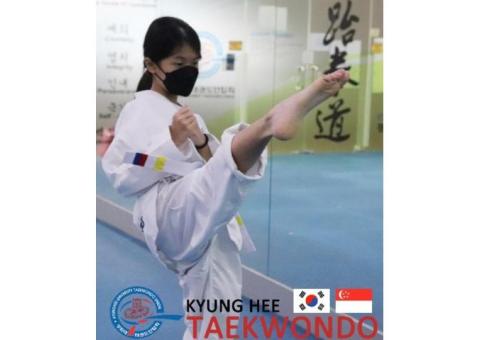 Maintaining a correct centre-of-balance throughout TKD technique.