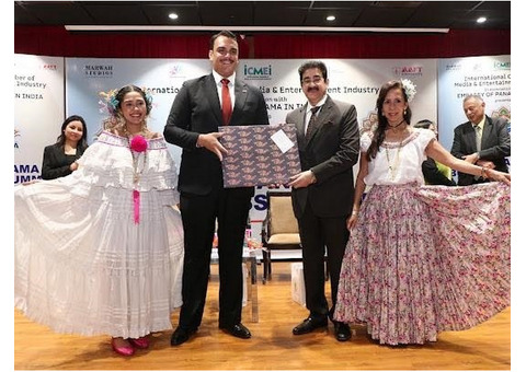 Ambassador of Panama Honours Dr. Sandeep Marwah for Seven Iconic