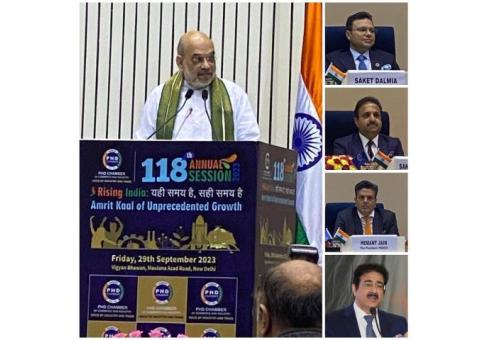 Sandeep Marwah Attended Annual Meet of PHDCCI