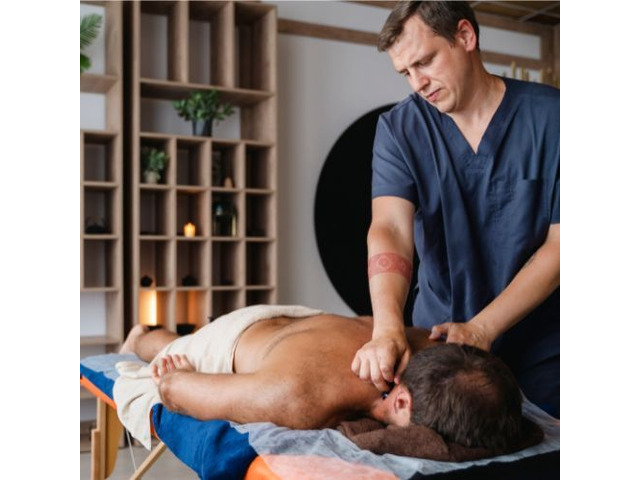 Schooling For Massage Therapist In Illinois