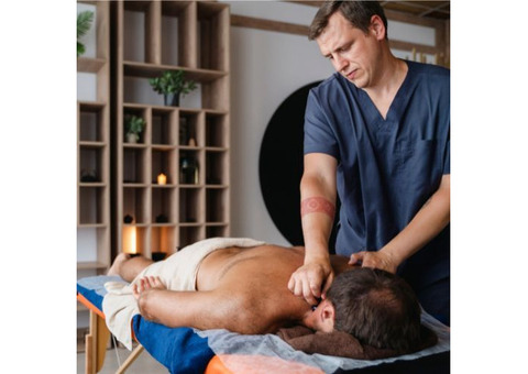 Schooling For Massage Therapist In Illinois