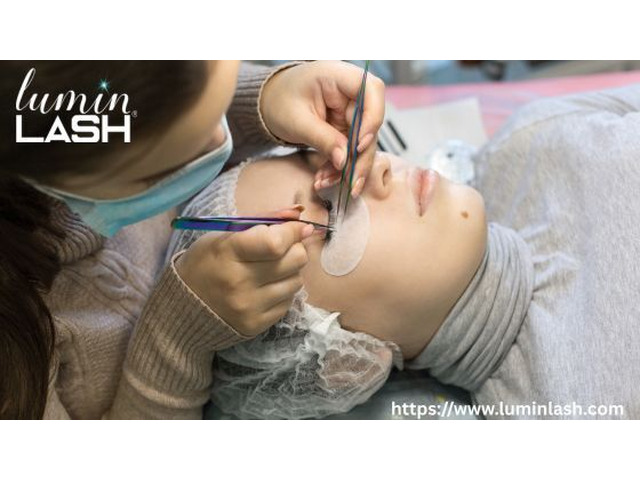 Best Eyelash Extensions Missouri City for Glam Looks