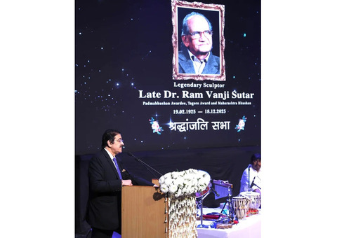 Dr. Sandeep Marwah Pays Emotional Tribute to Padma Bhushan