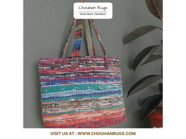 Find Durable and Trendy Jute Handbags in UK for Daily Travel.