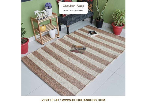 Order large hemp rugs for a minimalist and earthy home look.