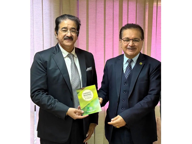 Dr. Sandeep Marwah Meets AARDO Secretary General to Strengthen