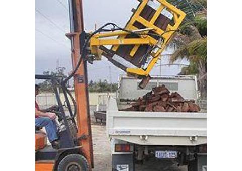 Oakford for Firewood Sawdust and Mulch Delivery in Perth