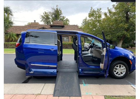 Wheelchair accessible vans for sale in AZ built for mobility