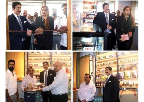 Sandeep Marwah Inaugurates Muskan Health Food Store in Noida Film City