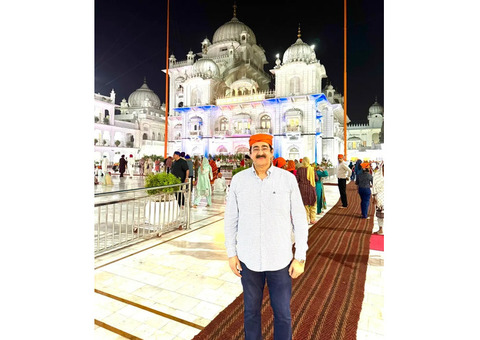 Dr. Sandeep Marwah Visits Patna for AAFT Promotion, Seeks Blessings
