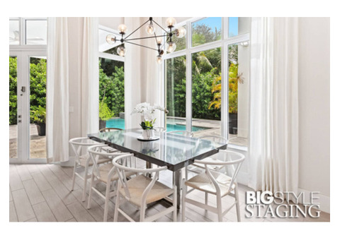 Modern Property Styling That Enhances Parkland Home