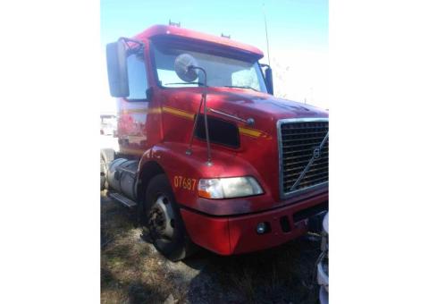 2 (2007) Volvo VN Day Cabs Truck Tractors For $25,110...Great Deal