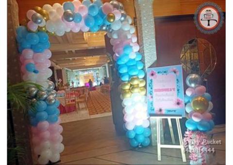 Balloon Decorators in Lucknow – B’day Bucket